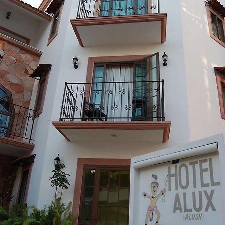 Hotel Alux Playa Del Carmen Exterior photo