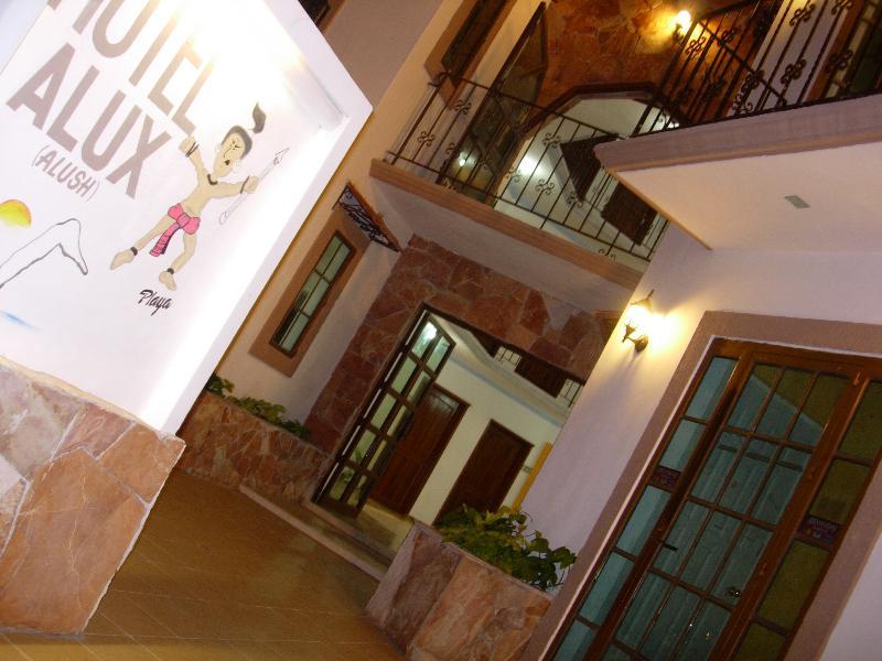 Hotel Alux Playa Del Carmen Exterior photo